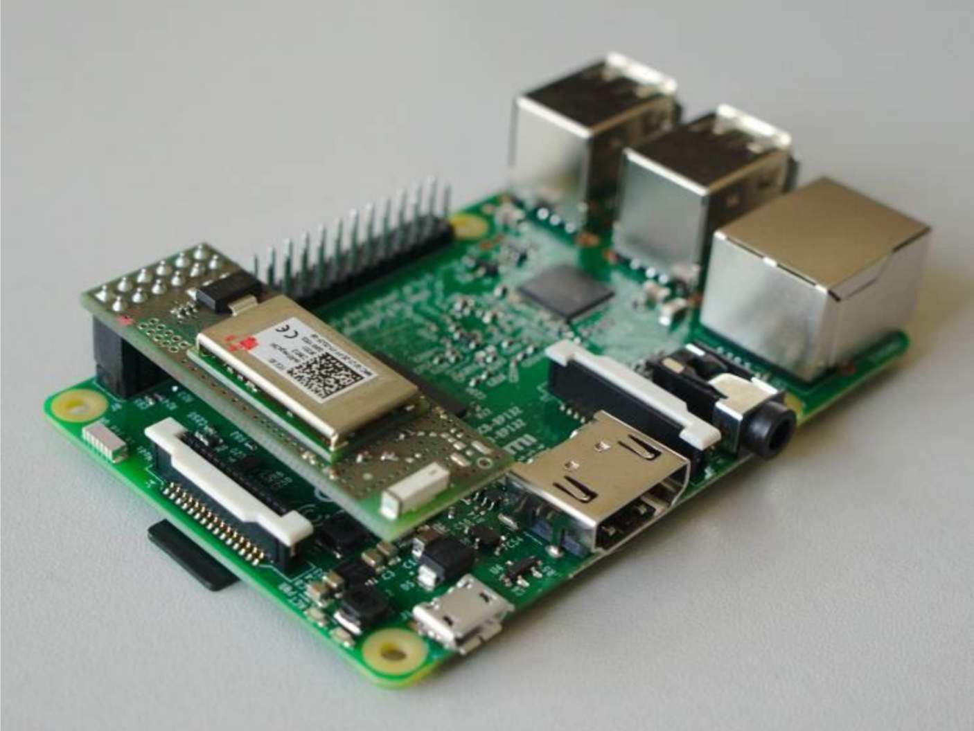 RaspBee placed on Raspberry Pi Header perspective